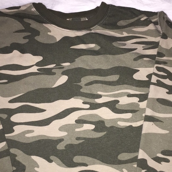 Boy's Green Camouflaged Shirt - Picture 3 of 5
